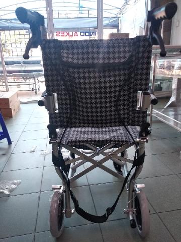 Sewa/Rental Kursi Roda di Pekanbaru, WA 0822 6879 2231