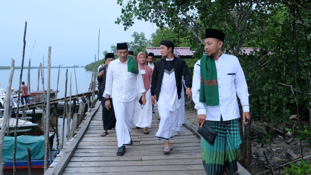 Safari Ramadan di Desa Sokop, Bupati : Tahun ini Dibangun Jembatan Sokop - Beting