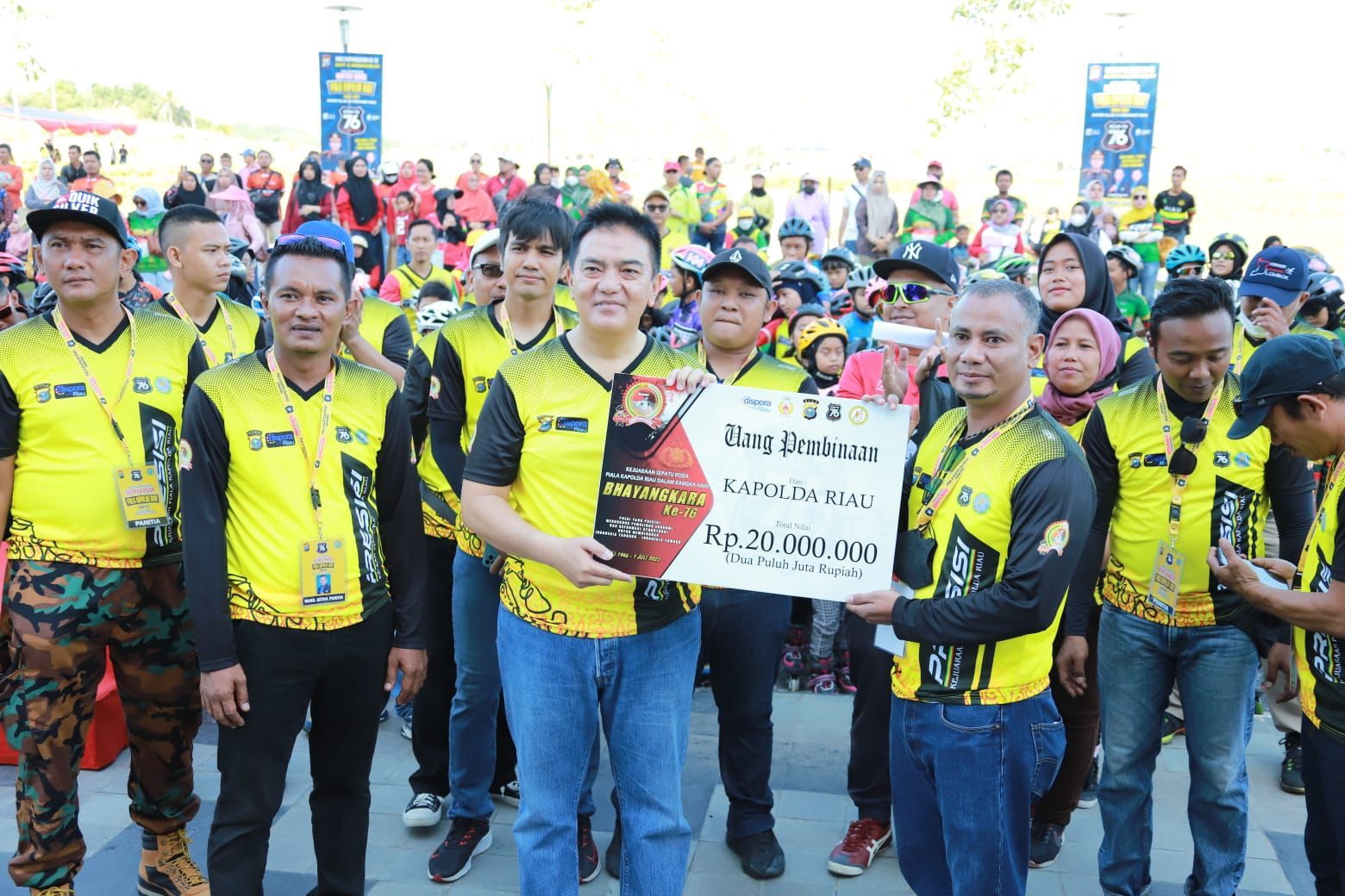 Irjen Pol M Iqbal Buka Kejuaraan Sepatu Roda Kapolda Riau Cup 2022