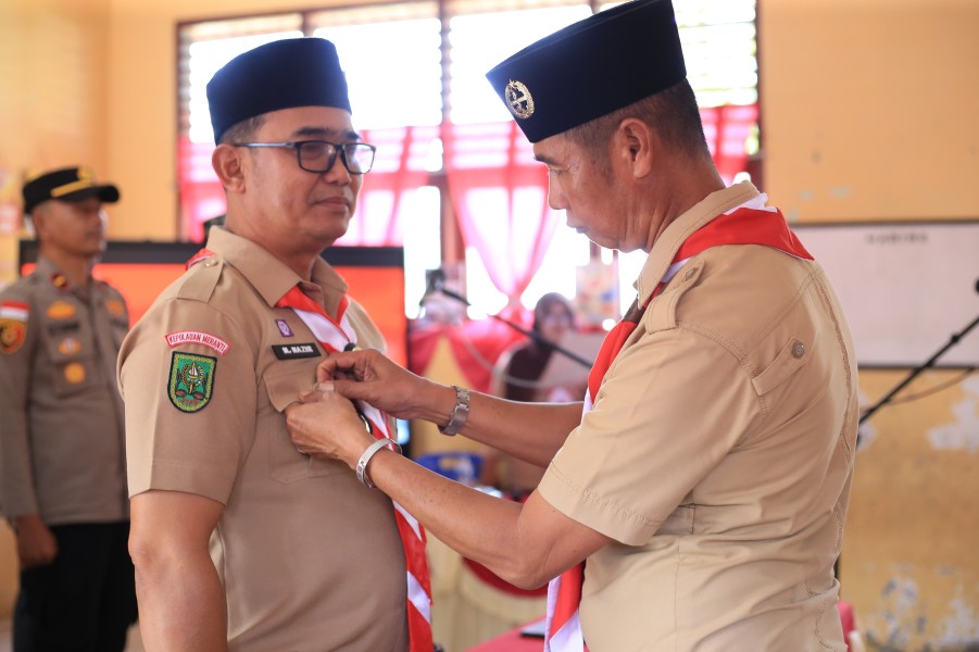 Sudandri Lantik Pengurus Mabiran dan Kwarran Tebingtinggi Barat