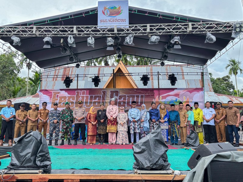 Wakil Bupati Kepulauan Meranti Buka Festival Sagu Nusantara Tahun 2025