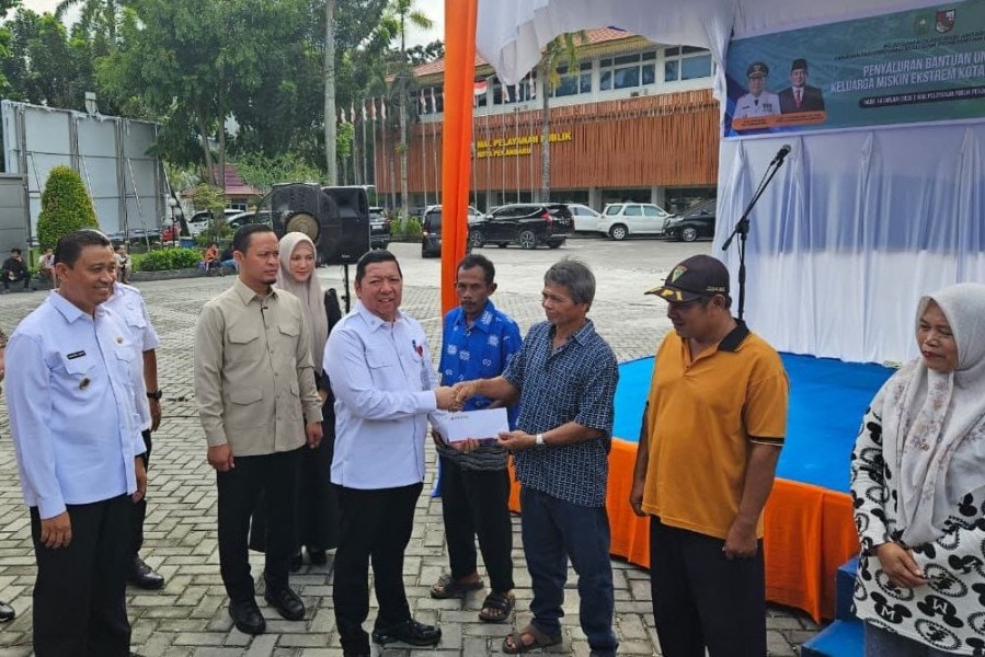 424 KK Miskin Ekstrem di Pekanbaru Terima Bantuan Tunai Rp300 Ribu/Bulan