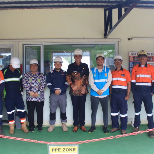 Respon Keluhan Masyarakat, Wabup Muzamil Tinjau Pembangkit Listrik PLN Selatpanjang