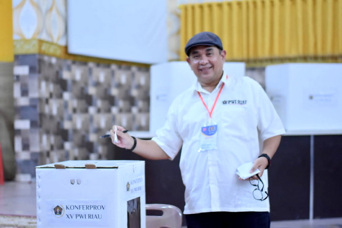 Zulmansyah Sekedang Kembali Pimpin PWI Riau Untuk Masa Bakti 2022-2027