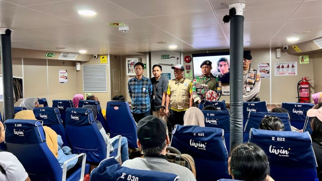 Ratusan PMI Dideportasi dari Malaysia Tiba di Dumai