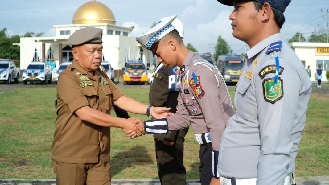 Plt Bupati Asmar Pimpin Apel Gelar Pasukan Operasi Kamseltibcarlantas