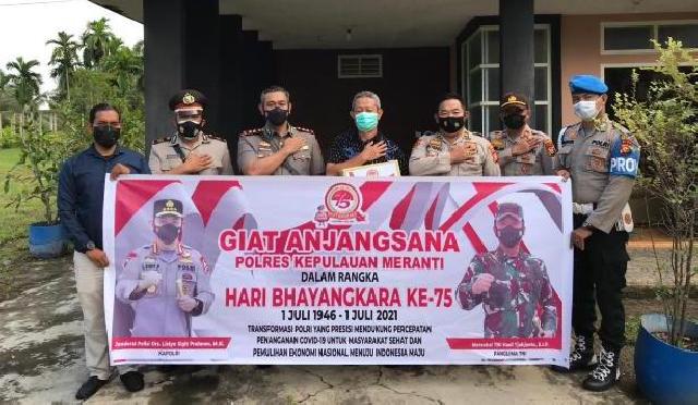 Kapolres Pimpin Anjangsana ke Rumah Purnawirawan dan Warakawuri