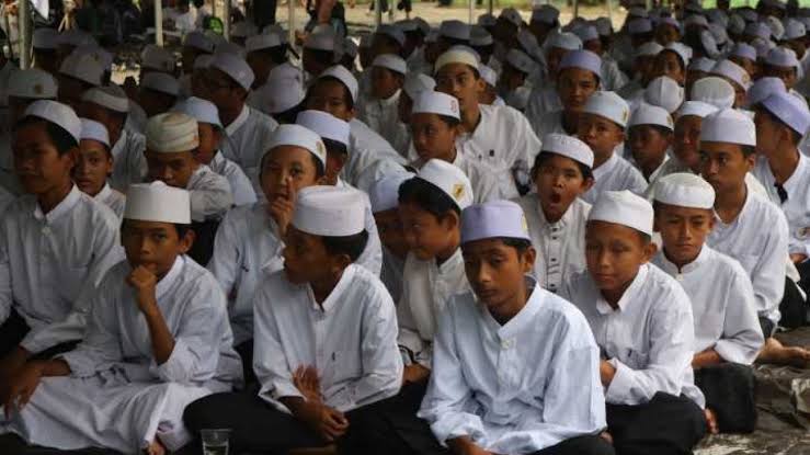 Wapres siap dukung santri Ponpes Pandanaran kuasai AI, blockchain