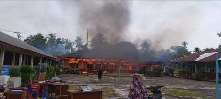 Bangunan MTs Desa Batang Malas Kecamatan Tebing Tinggi Barat Terbakar