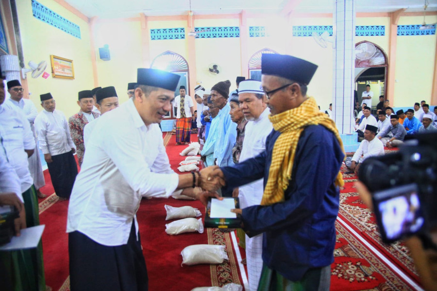 Safari Ramadan ke Kudap, Bupati Ingatkan Warga Waspada Karlahut