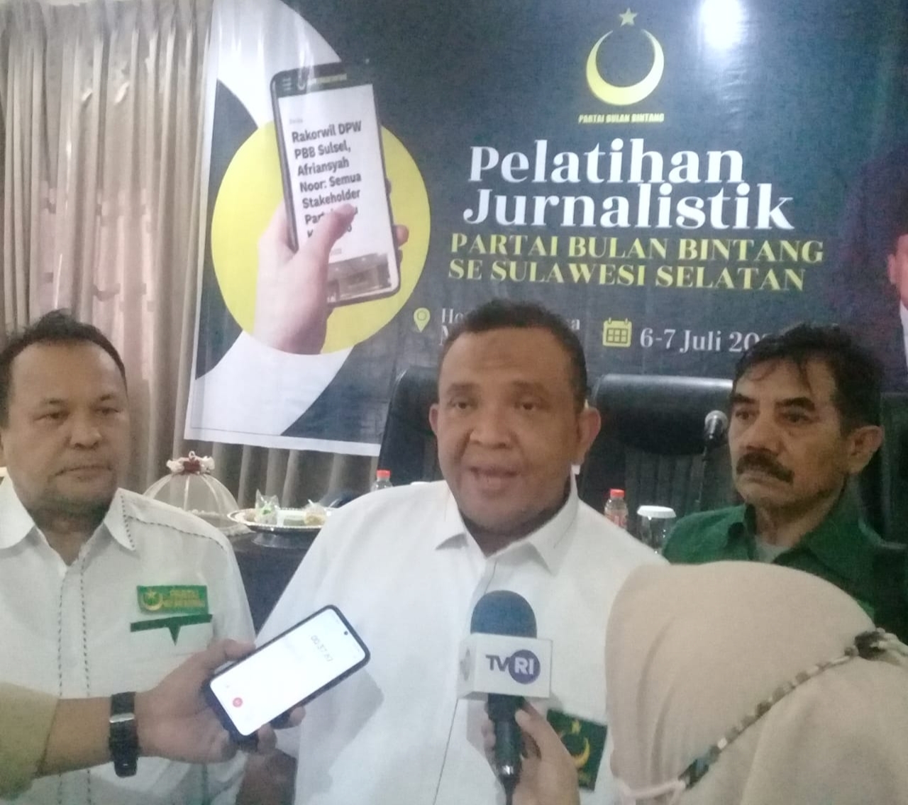 Kader Partai Bulan Bintang Se-Sulawesi Selatan Dibekali Pengetahuan Jurnalistik
