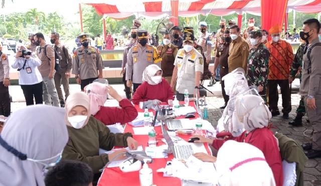 Polda Riau Gelar Vaksin Merdeka, Kapolda: Tren Positifity dari 31 Persen Menjadi 6 Persen