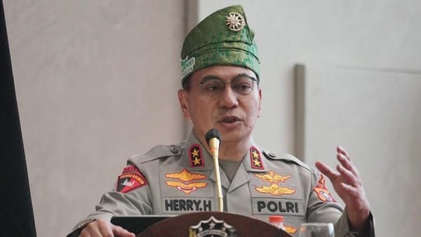 Kapolda Riau: Kepercayaan Masyarakat Senjata Utama Polri, Bukan Senjata Api