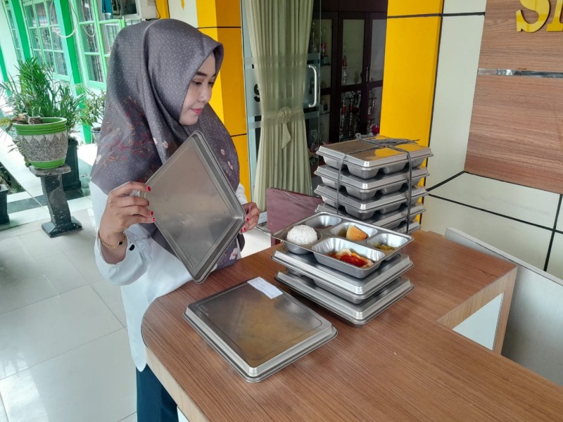 Tak Hanya Gratis, MBG di Pekanbaru Beri Menu Alternatif bagi Siswa Alergi Makanan Tertentu