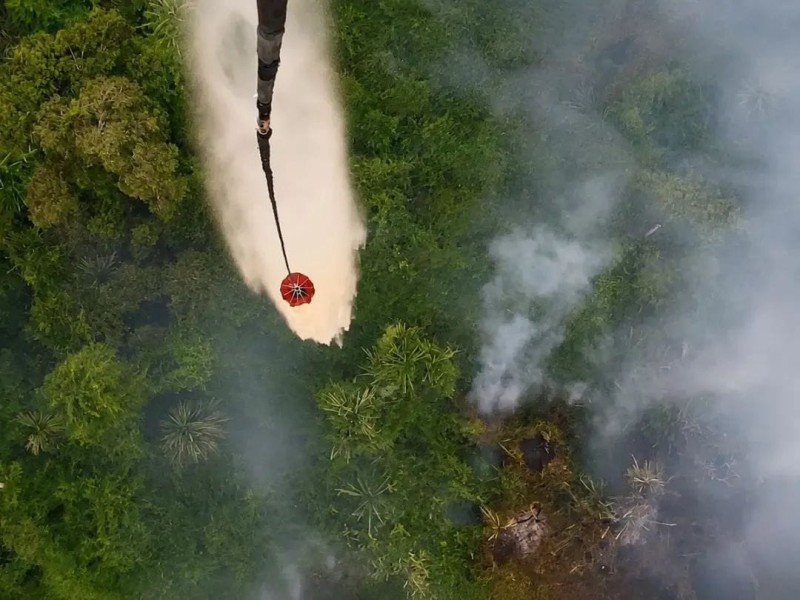 Helikopter WB dan OMC Gempur Karhutla Inhu, Inhil, dan Meranti