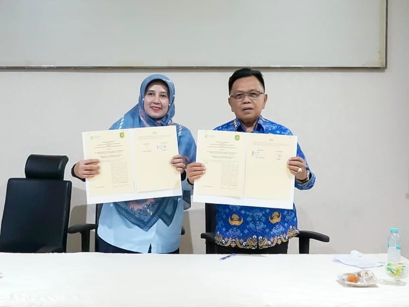 Perkuat SDM Kesehatan, Bupati Asmar Teken MoU dengan Poltekes Kemenkes