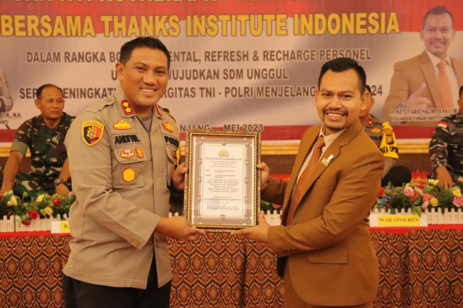 Kapolres Andi Yul Gelar Hypnotheraphy Untuk Personel Polres dan TNI