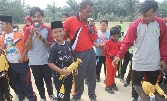Tim Kukerta Universitas Riau Sosialisasikan Ecobrick