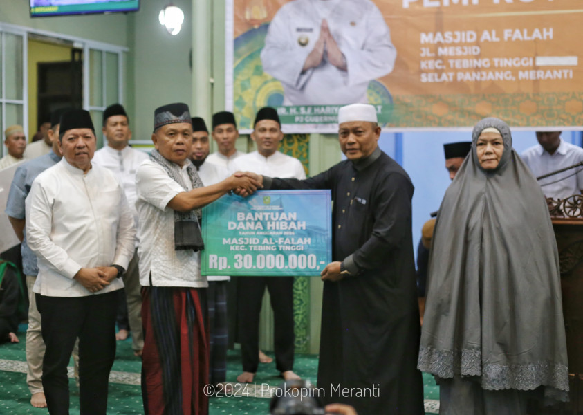Plt Bupati Asmar Dampingi Safari Ramadan Pemprov Riau di Selatpanjang