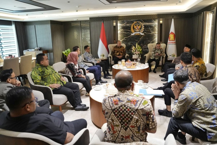 Curhatan para Bupati di DPR: Anggaran Dipotong, Gaji Tak Naik