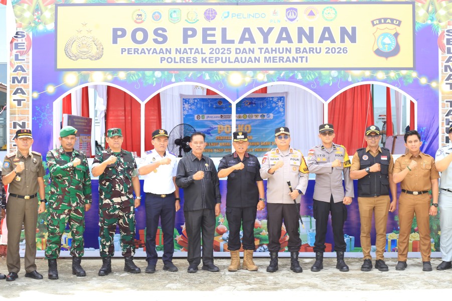 Bupati Asmar Tinjau Pos Pelayanan Nataru di Pelabuhan Tanjung Harapan