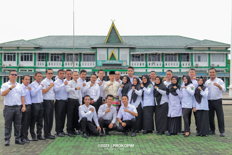 26 Orang Terima SK PPPK Tenaga Teknis Pemkab Kepulauan Meranti