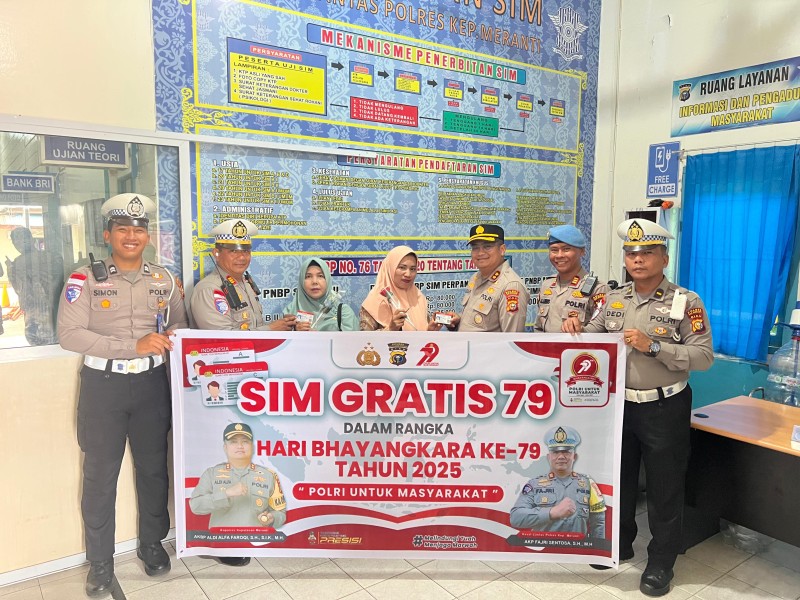 Kapolres Kepulauan Meranti Beri SIM Gratis Untuk Warga Kelahiran 7 dan 9 Juli