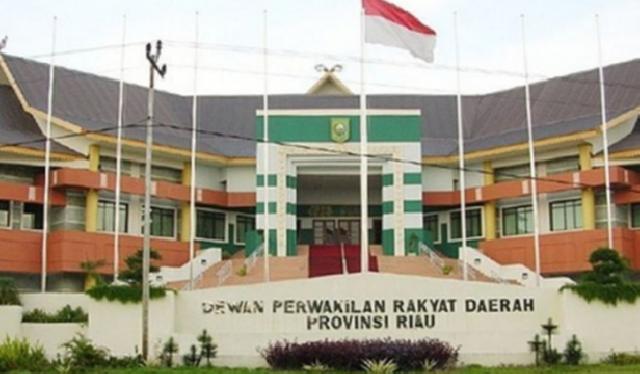 Paripurna DPRD Riau Batal, Fraksi Belum Terima Laporan Lanjutan Temuan BPK RI