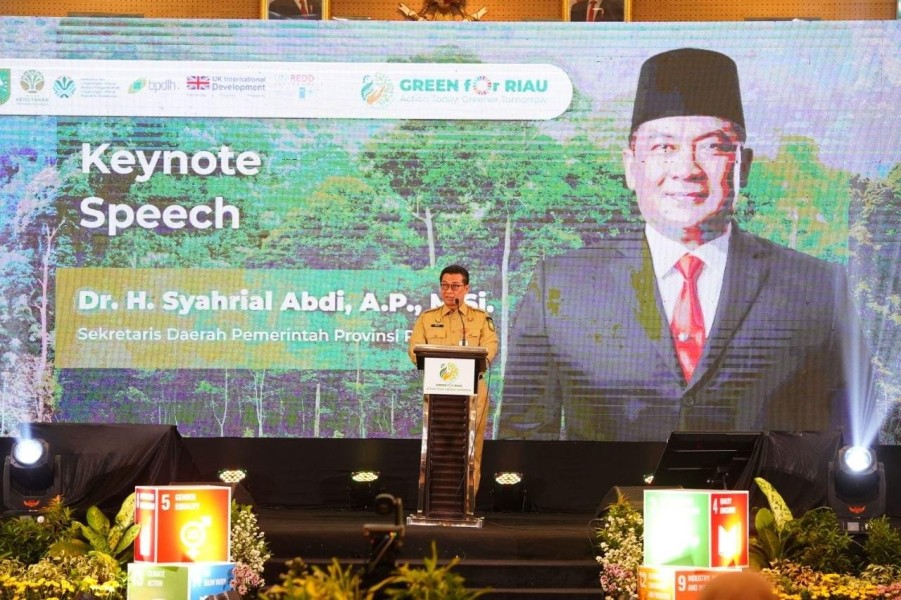 Riau Tegaskan Pertumbuhan Ekonomi dan Perlindungan Hutan Harus Berjalan Seiring