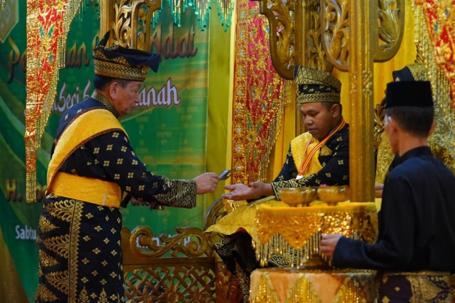 Bergelar Datuk Seri Setia Amanah, Abdul Wahid: Memimpin Dengan Keteladanan Bukan Kekuasaan