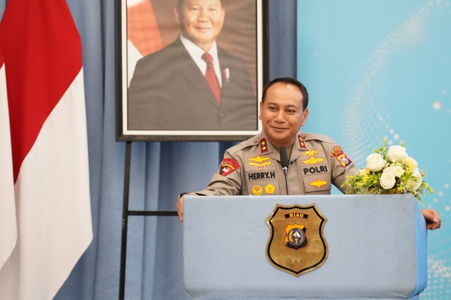 Kapolda Riau Tekankan Pendekatan Humanis, Kunci Bangun Kepercayaan Publik di Era Digital