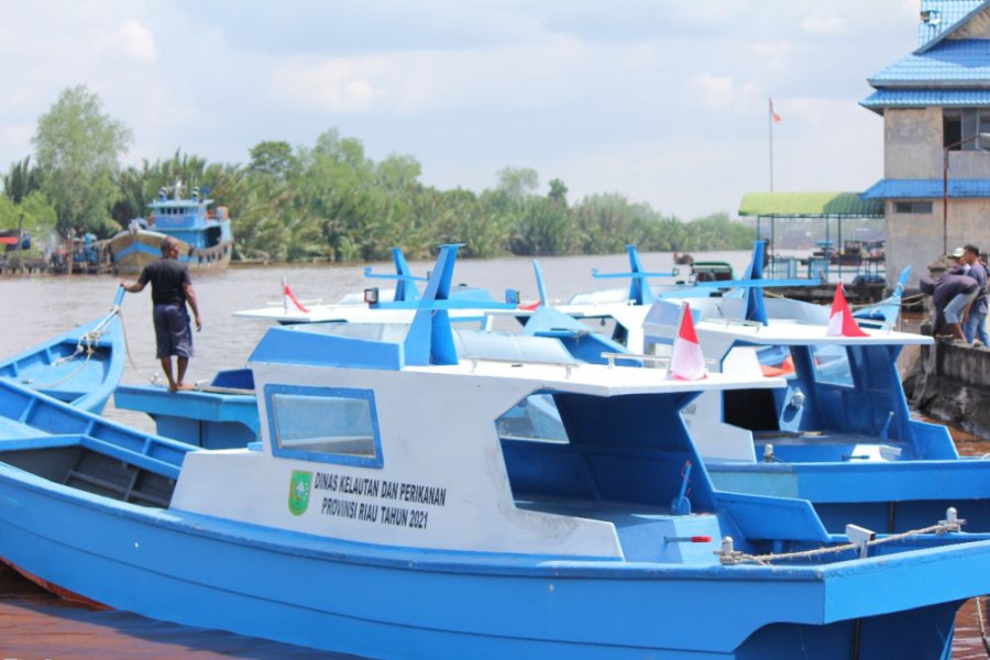 Bantuan Kapal Nelayan Pemprov Riau Meningkat Jadi 79 Unit