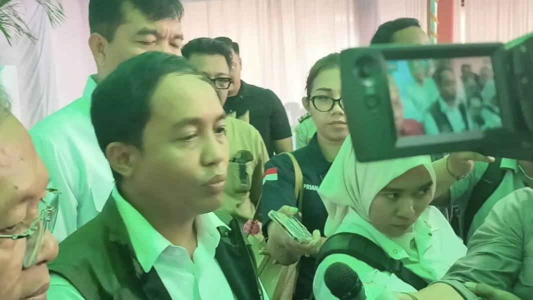 Menhut Raja Juli Antoni: 12 Perusahaan Diduga Jadi Penyebab Banjir di Sumatera