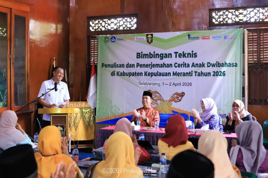 Buka Bimtek Cerita Anak Dwibahasa, Wabup Muzamil Harap Peserta Jadi Agen Pelestari Bahasa Daerah