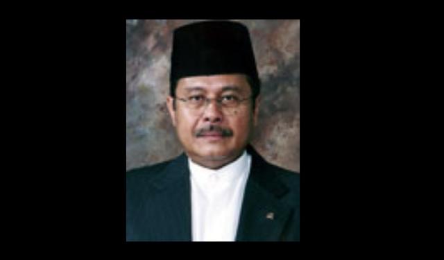 Mantan Menteri Tenaga Kerja Fahmi Idris Meninggal Dunia