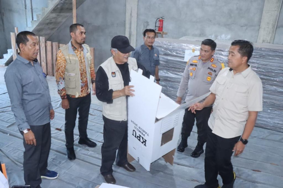 Direktur Intelkam Polda Riau Cek Langsung Gudang Logistik Pemilu di Meranti