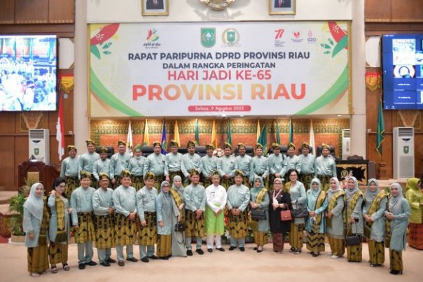 DPRD Riau Gelar Paripurna Hari Jadi Provinsi Riau ke-65