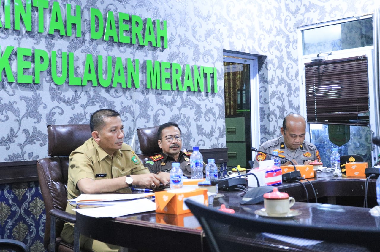 Bupati Kepulauan Meranti Ikuti Rakor Pengendalian Inflasi Daerah Secara Virtual