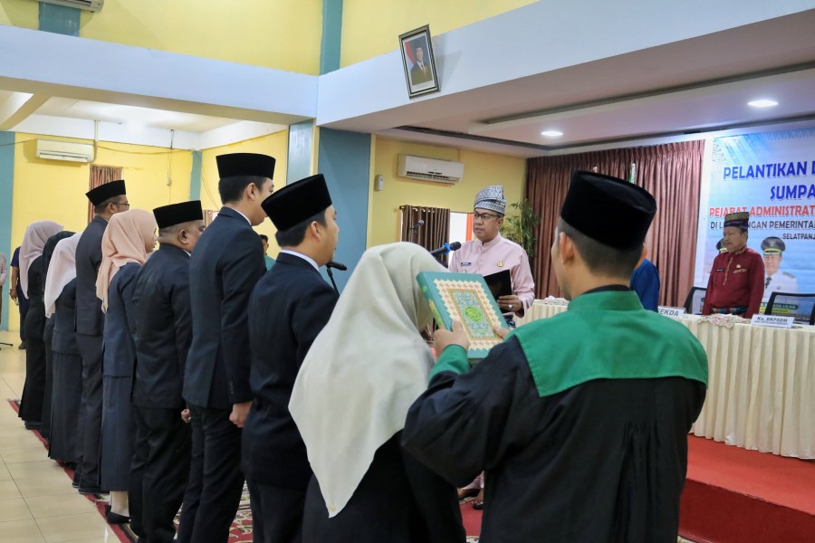 Wakil Bupati Muzamil Lantik 9 Pejabat Pemkab Kepulauan Meranti