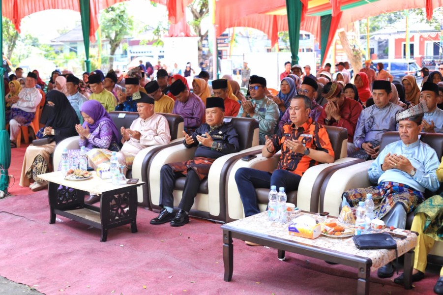 Wujud Syukur 17 Tahun Kepulauan Meranti, Pemkab Gelar Kenduri Sekampung