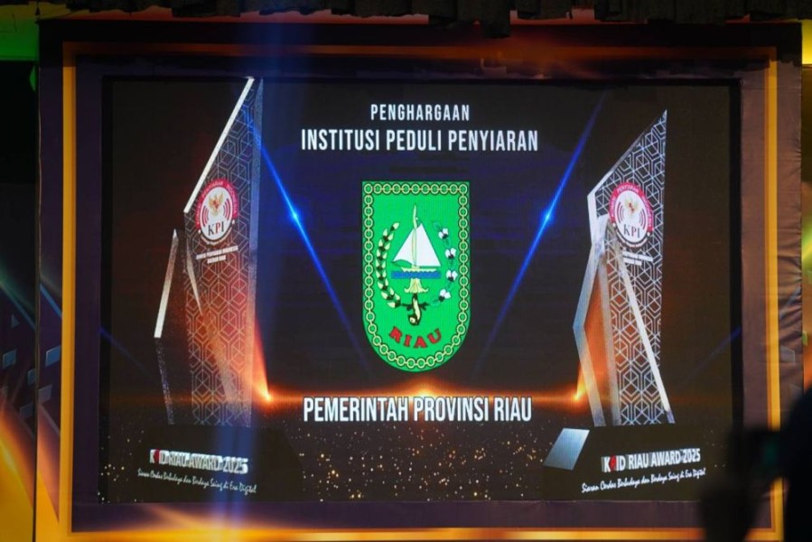 Pemprov Riau Raih Penghargaan sebagai Institusi Peduli Penyiaran