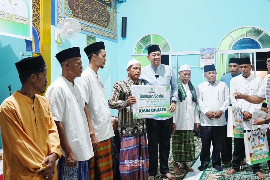 Wabup Muzamil Safari Ramadan di Desa Semukut, Warga Usulkan Semenisasi Halaman Masjid At-Taqwa
