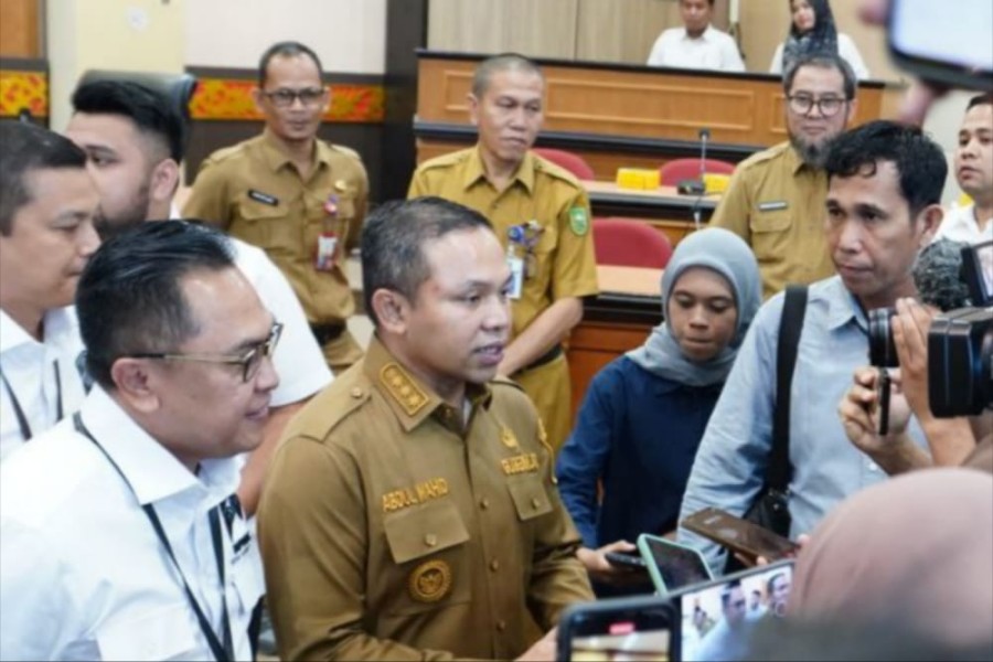 Gubernur Abdul Wahid Dorong Tata Niaga dan Hilirisasi Kelapa di Riau