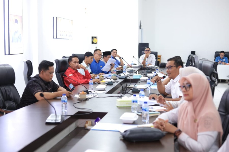 DPRD Kepulauan Meranti Cari Titik Tengah Polemik Larangan Sawit