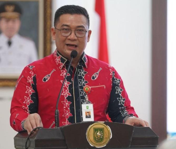 Sekda Riau Dorong Pemanfaatan 3.494.583 Hektare Kebun Sawit Untuk Ternak Sapi