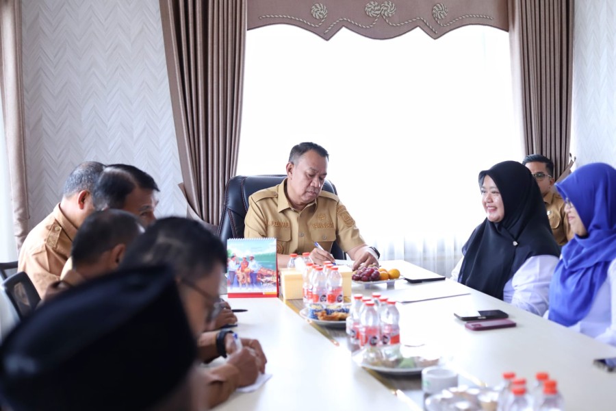 Wabup Muzamil Instruksikan Aparat Desa Dukung Percepatan Sensus Ekonomi 2026