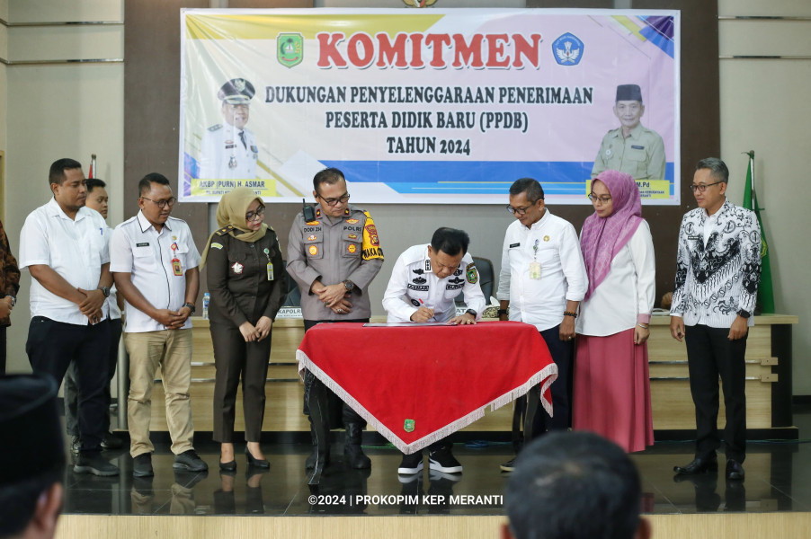 Plt Bupati Asmar Teken Komitmen PPDB Non Diskriminatif, Akuntabel dan Objektif