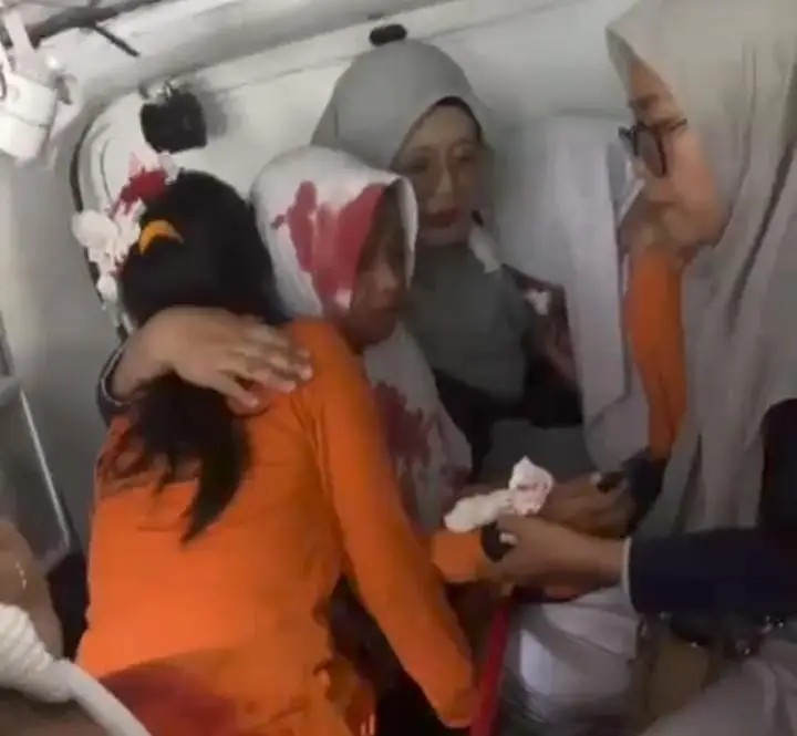 Tangsi Belanda Siak Roboh, Belasan Murid dan Guru SD IT Baitul Ridho Terluka