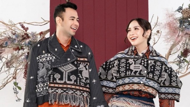 Raffi dan Nagita Bantu Rp15 Miliar untuk Korban Banjir Sumatera