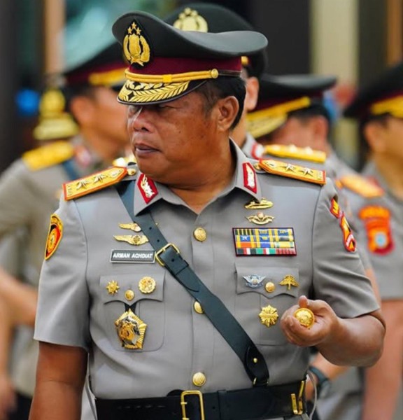Babak Baru Polda Riau: Irjen Arman Achdiat Bawa Misi Polisi Berempati dan Peduli